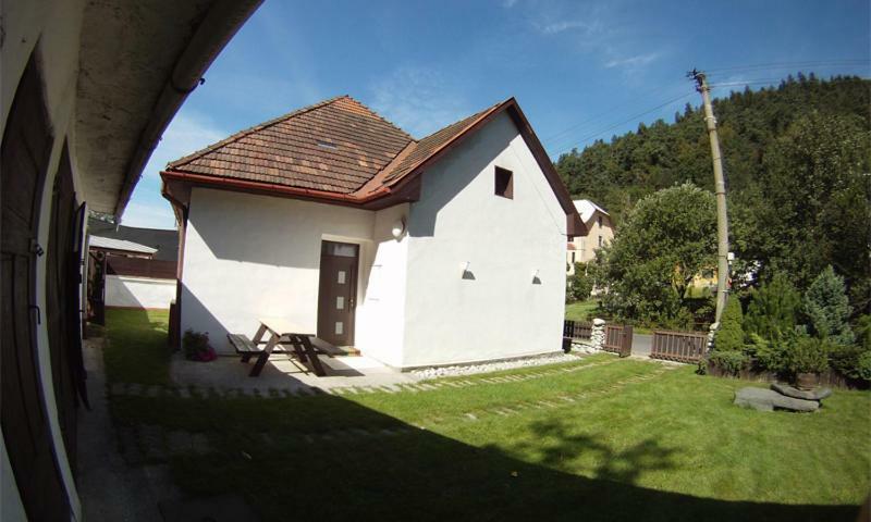 Penzion Pod Vejmutovym Lesom Kremnitz Exterior foto